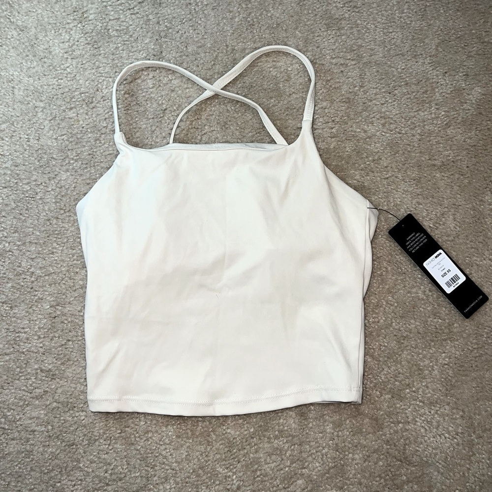 3/$20 Bundle! Off white workout top